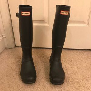 Tall Black Matte Hunter Rain Boots Size 7